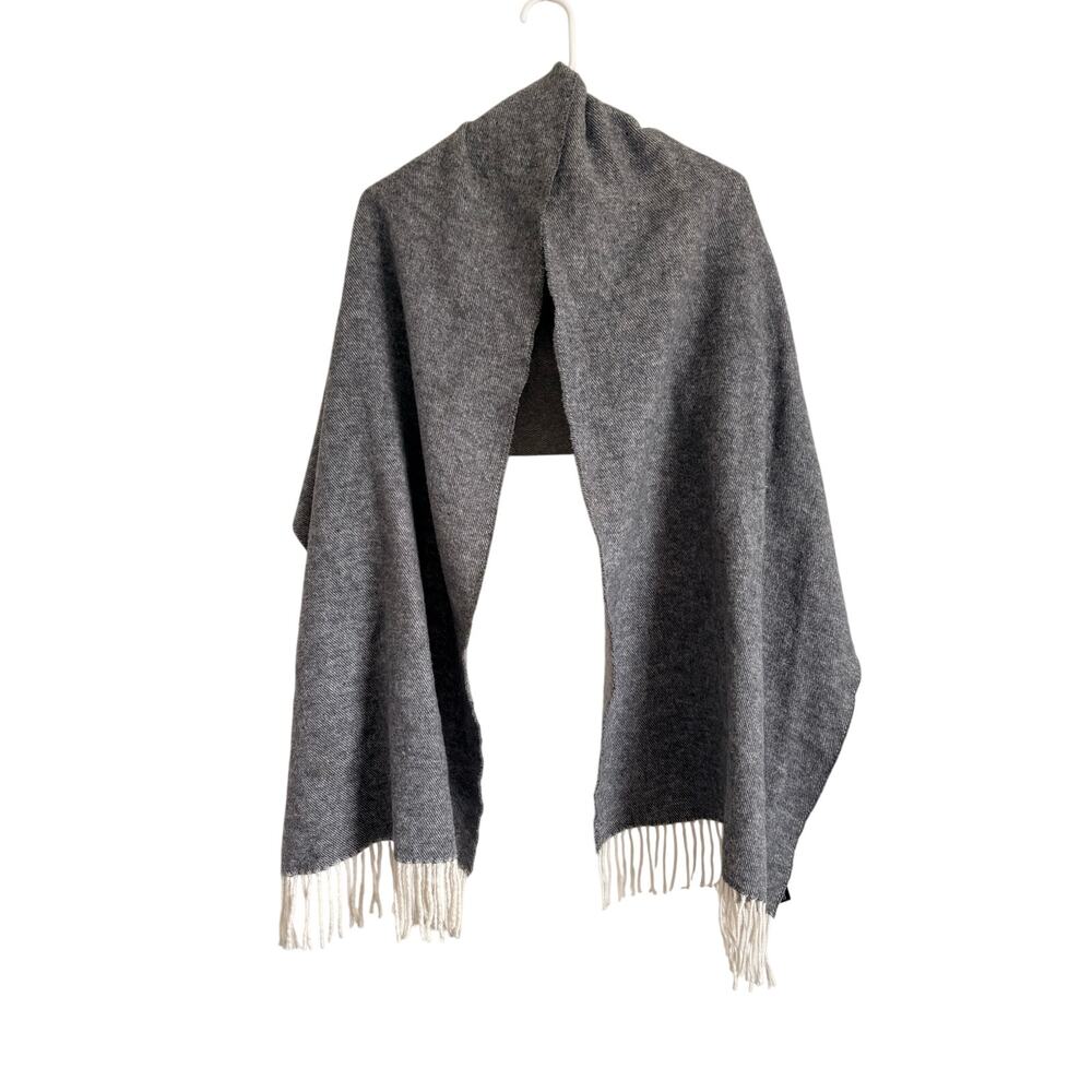 Eileen Fisher Cashmere Blend Wrap Scarf Brushed Recycled Gray Fringe 70"X20.5"